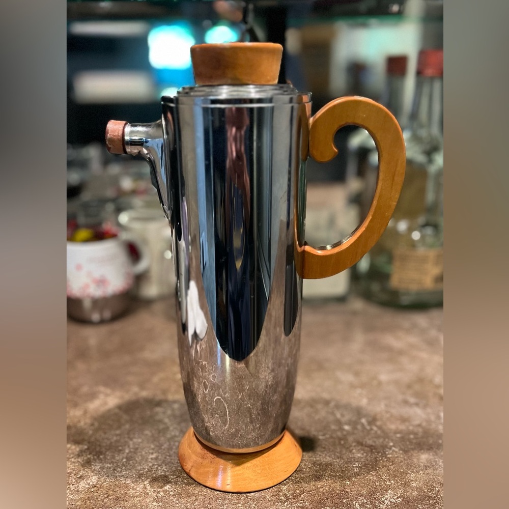 Manning Bowman art deco cocktail shaker - Picture 2 of 8